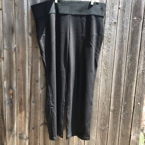 Gloria Vanderbilt black stretch pants 1X